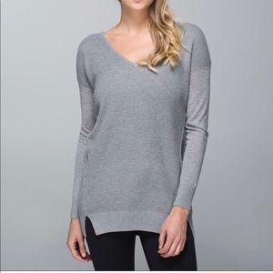 Lululemon Sweater Weather Sweater sz 6